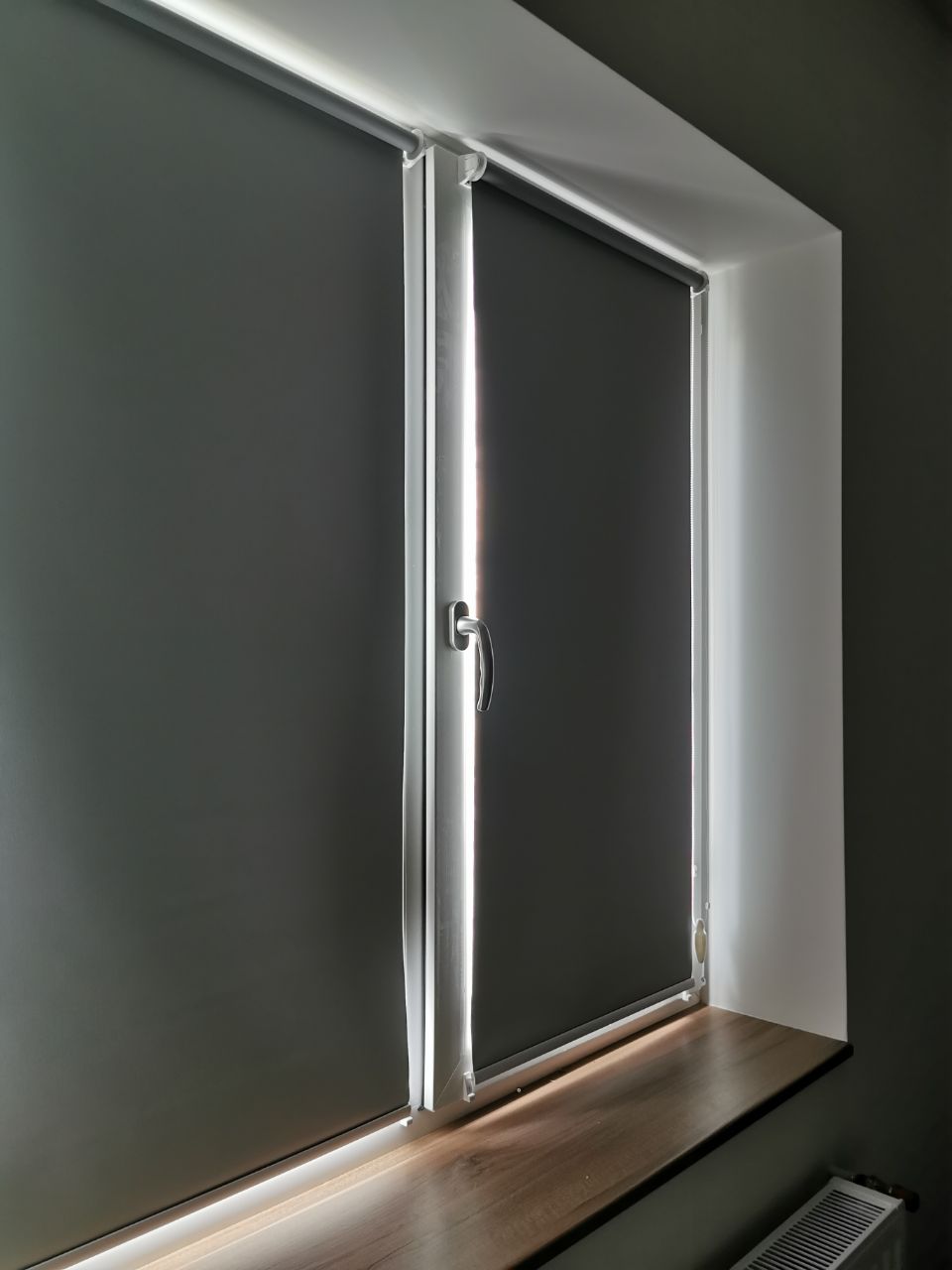 testimonials-bg